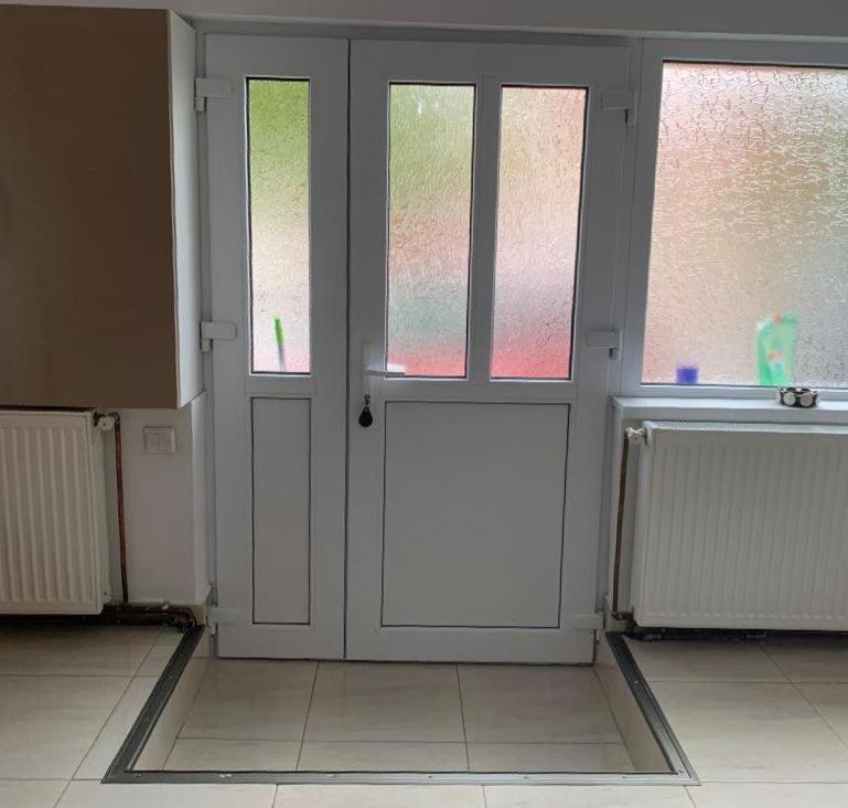 Appartement Garsoniera Madalina à Sibiu Extérieur photo